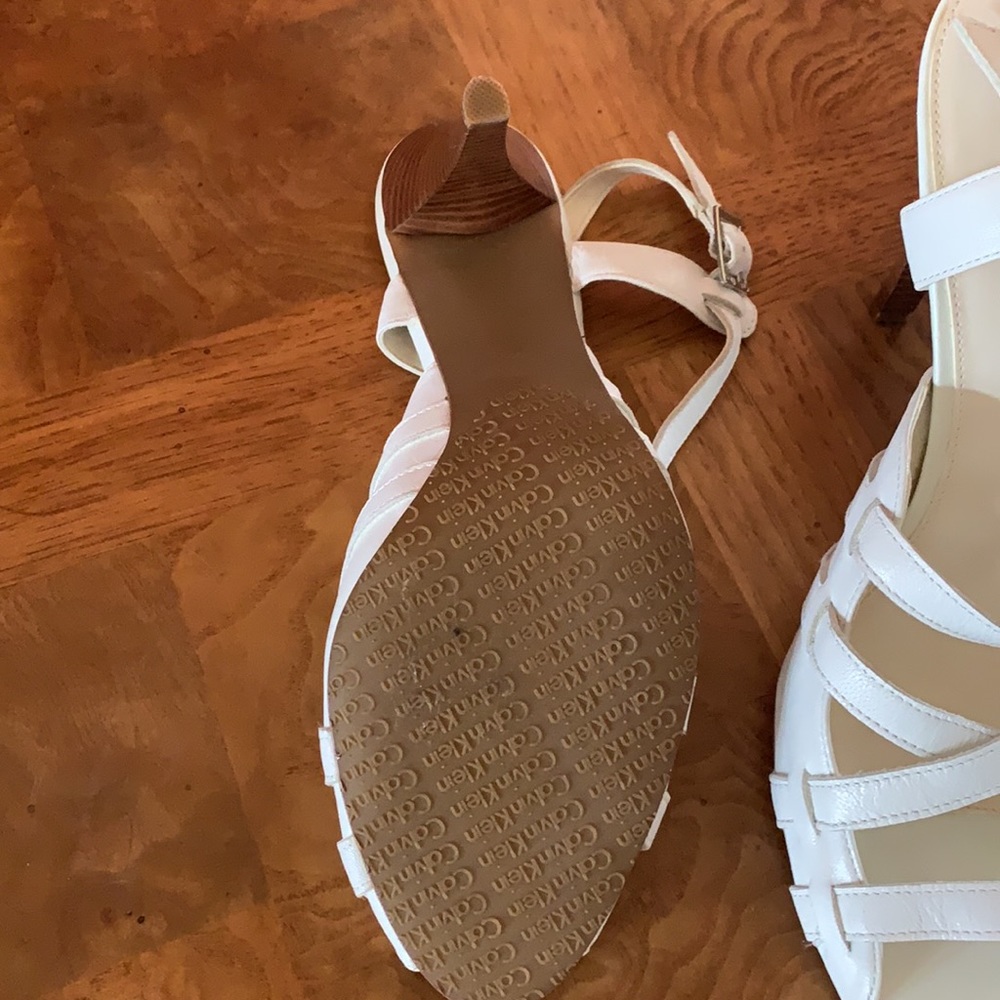 Sandals - Picture 3 of 5